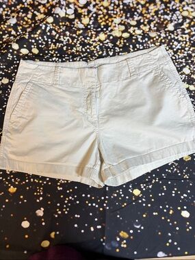 Vineyard Vines Cream Women's Cotton Bermuda Shorts (0036)